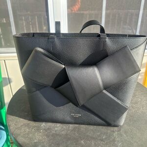 Ted Baker London leather big bow bag NWT